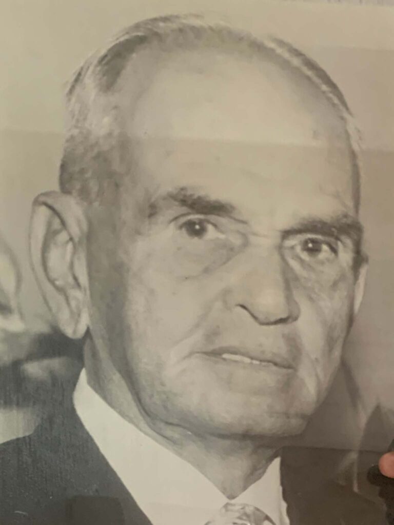 01 – José Sandoval – Presidente em 1948.jpg
