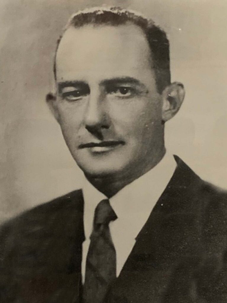 03 – Flavio Cavalari – Presidente em 1950.jpg