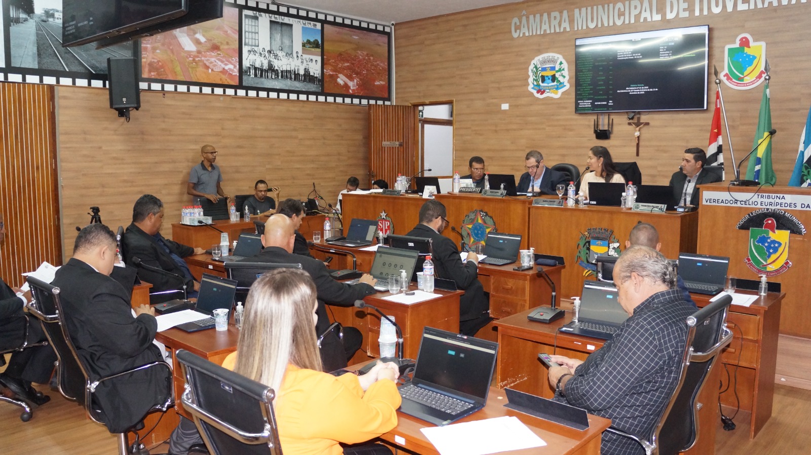 Aprovado projeto de Lei Complementar e requerimentos 