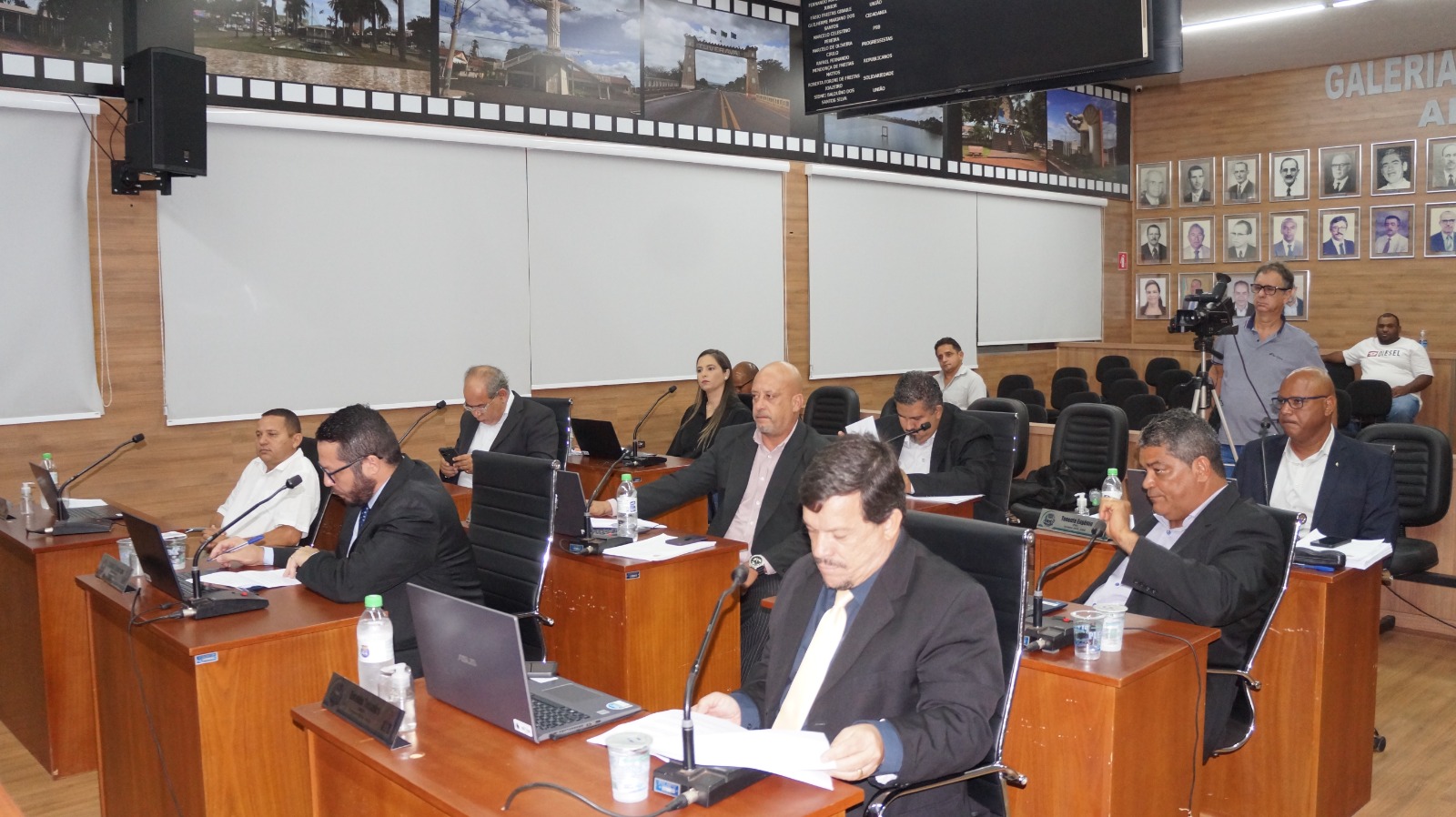 Câmara aprova diversas matérias em sessão ordinária